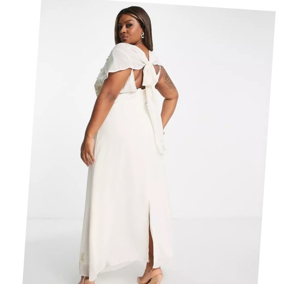 HOPE & IVY | Tie-Back Embroidered Maxi Wedding Dress in Ivory sz 14 - Picture 15 of 16